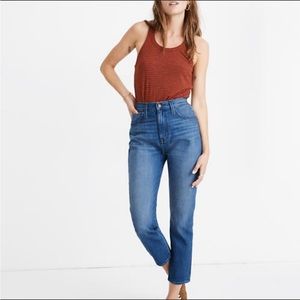 Madewell The Mom Jean in Stratfield Wash